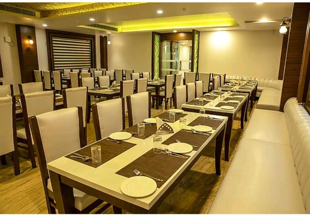 Hotel Agra Grande By Goyal Hoteliers Agra (Uttar Pradesh) Exterior foto